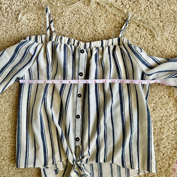 NAVY/WHITE BELL SLEEVE / OFF THE SHOULDER / BLOUSE - Picture 7 of 11